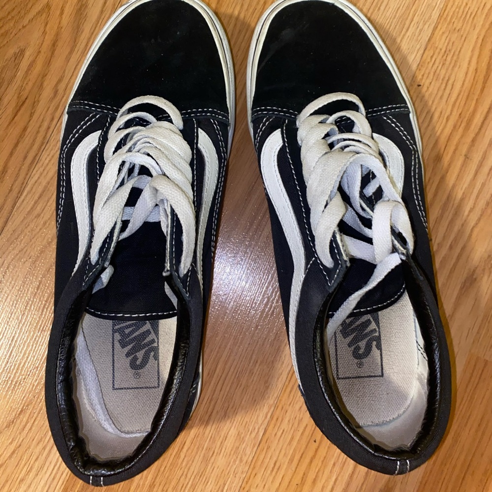 Black vans